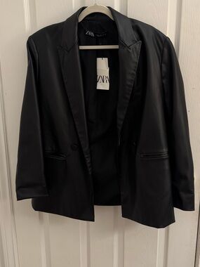 Zara Black Faux Leather Blazer